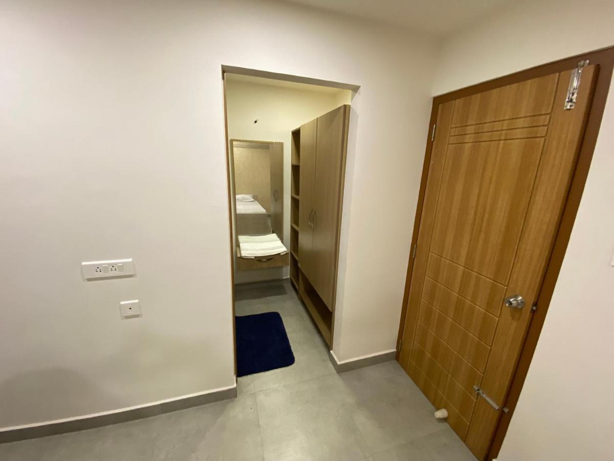 Karippals Inn Kottayam Eksteriør billede
