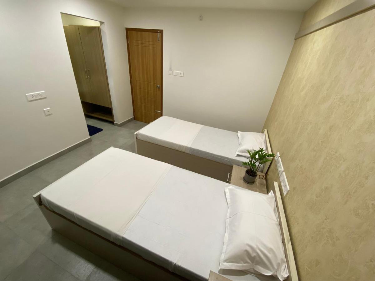 Karippals Inn Kottayam Eksteriør billede